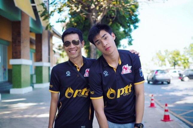 Chàng nam thần sân cỏ xứ Chùa Vàng đang làm điên đảo cộng đồng LGBT+ ảnh 6