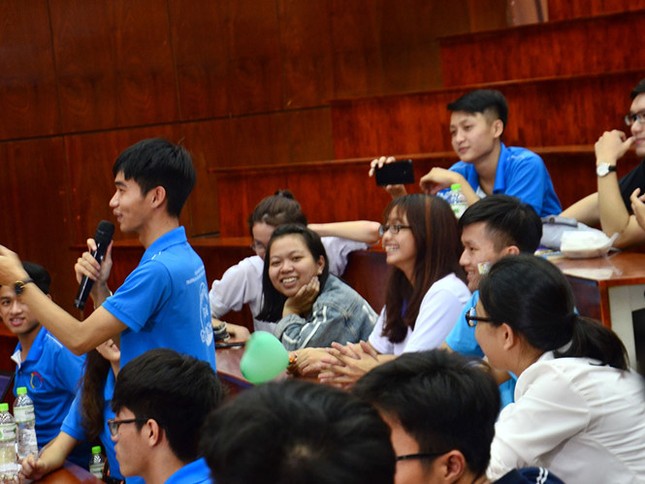 Sinh viên đau đầu với... 3 chữ T ảnh 1