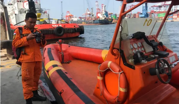 Nỗi ám ảnh của đội cứu hộ sau thảm kịch rơi máy bay ở Indonesia ảnh 1