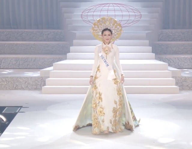 Nguyễn Thúc Thuỳ Tiên trắng tay tại Miss International 2018 ảnh 1