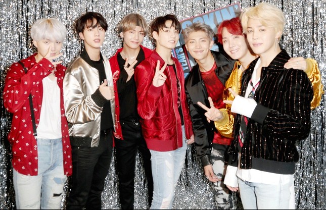 "Số nhọ" như BTS chỉ vì một chiếc áo mà bị hủy hết show tại Nhật Bản ảnh 2