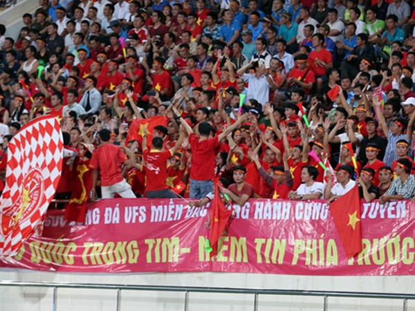 Thống kê thú vị AFF Cup: CĐV Việt Nam "máu lửa" nhất, Malaysia ồn ào nhất ảnh 2
