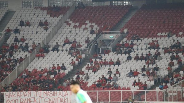 Thống kê thú vị AFF Cup: CĐV Việt Nam "máu lửa" nhất, Malaysia ồn ào nhất ảnh 3