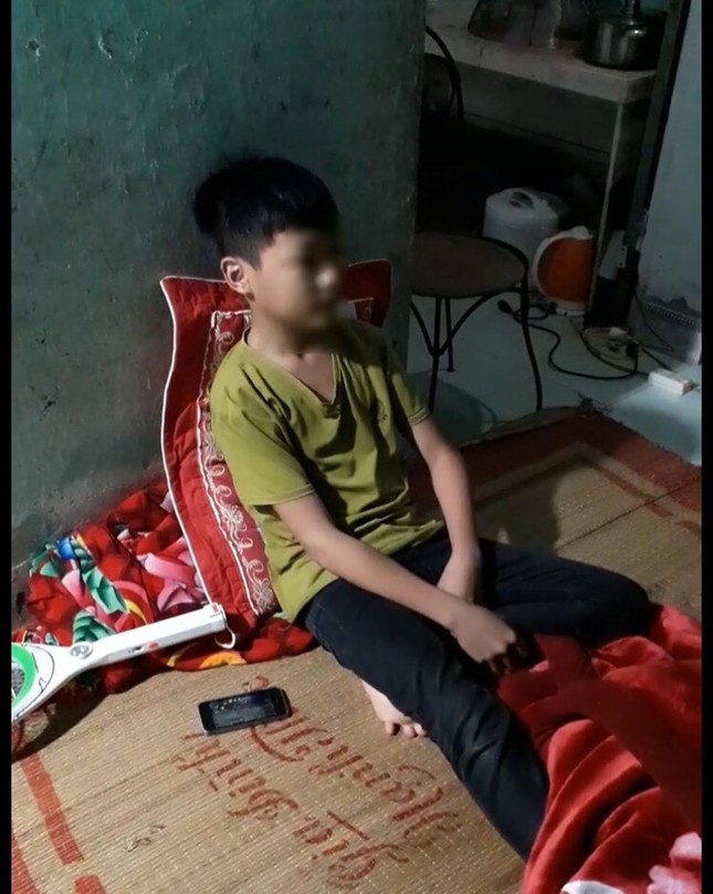 Hà Nội: Giáo viên GDCD bị phụ huynh tố xúc phạm, bạo hành học sinh ảnh 2