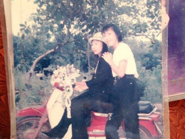 Giới trẻ thi nhau khoe xe của "rich kid" ngày nào và câu chuyện bố “cưa đổ” mẹ ảnh 3