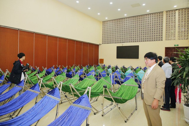 Một trường Đại học ở TP. HCM lắp máy lạnh cho sinh viên nghỉ trưa miễn phí ảnh 1