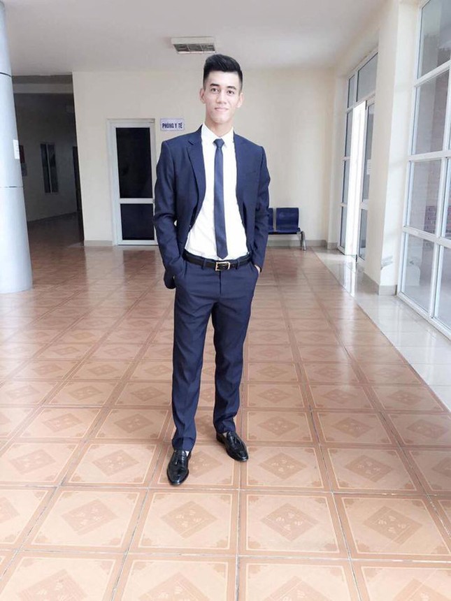 Info của Tiến Linh - chàng cầu thủ điển trai mở tỉ số trong trận Việt Nam - Campuchia ảnh 8