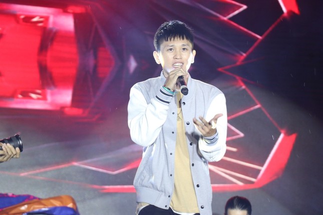 Mỹ Tâm quẩy hết mình tại đường chạy siêu anh hùng “Justice League Night Run 2018” ảnh 1