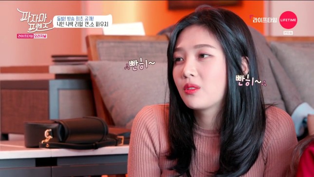 "Cuồng" Seolhyun (AOA) thế này, Joy (Red Velvet) đích thị là fangirl số 1 rồi! ảnh 3