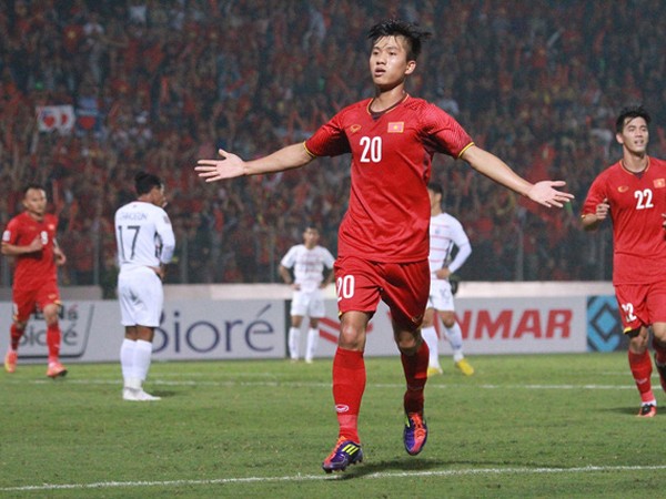 Phan Văn Đức áp đảo ở cuộc bầu chọn “Bàn thắng đẹp nhất AFF Cup 2018” ảnh 1