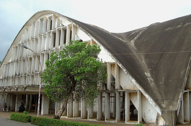 Đại học Hoàng gia Phnom Penh bỗng nổi "rần rần" vì bức ảnh chụp với bố cục quá hoàn hảo ảnh 3