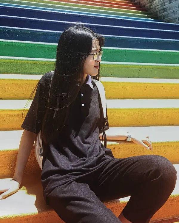 Không cần đến Malaysia, ở Việt Nam cũng có những bậc thang cầu vồng cho bạn tha hồ "sống ảo" ảnh 8