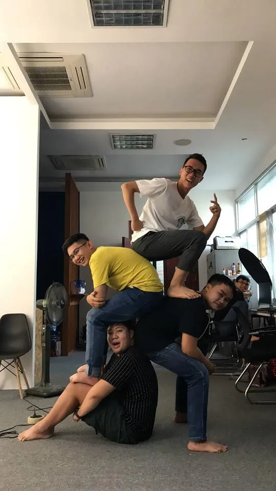Trào lưu chụp ảnh cùng hội bạn thân hot nhất dịp cuối năm được dân mạng "rần rần" hưởng ứng ảnh 5