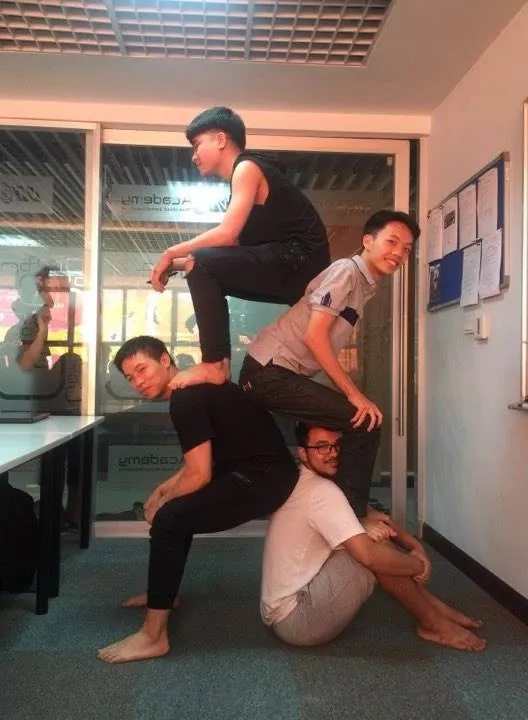 Trào lưu chụp ảnh cùng hội bạn thân hot nhất dịp cuối năm được dân mạng "rần rần" hưởng ứng ảnh 4