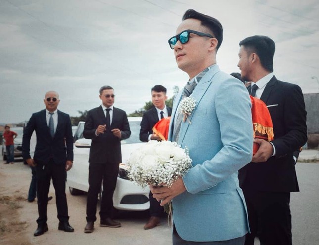Sau khi "tung hỏa mù", Phương Thanh hé lộ hình ảnh hiêm hoi trong đám cưới của Tiến Đạt ảnh 7