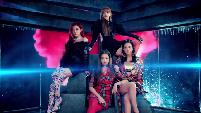 Sánh vai với loạt sao US&UK, BLACKPINK lọt “Top 10 nghệ sĩ nữ được xem nhiều nhất trên YouTube 2018” ảnh 3
