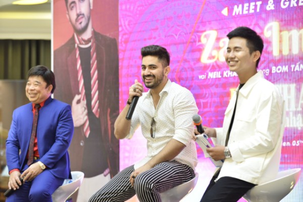 Bất ngờ đến Việt Nam giao lưu, sao phim Bollywood còn gây thích thú khi khoe vũ đạo hài hước ảnh 4