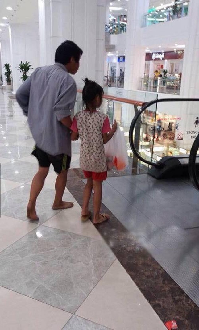 Loạt ảnh "người hùng thầm lặng" và câu hỏi khiến ai cũng cay mắt: "Bao lâu bạn chưa nói yêu bố?" ảnh 6