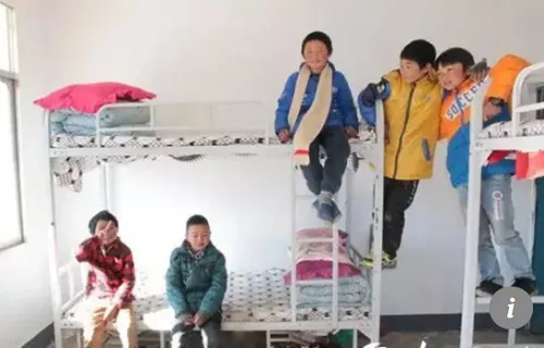 Sau 1 năm nổi tiếng trên mạng xã hội, cậu bé đội tuyết đến trường bây giờ ra sao? ảnh 3