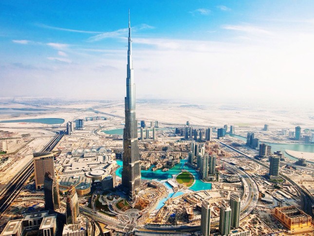 UAE - Các Tiểu Vương Quốc Ả Rập Thống Nhất là những “thợ săn” kỉ lục Guiness thế giới? ảnh 1
