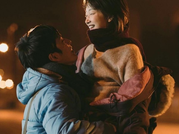 Bom tấn của Tỉnh Bách Nhiên - Châu Đông Vũ bị cáo buộc "đạo nhái" ảnh 1