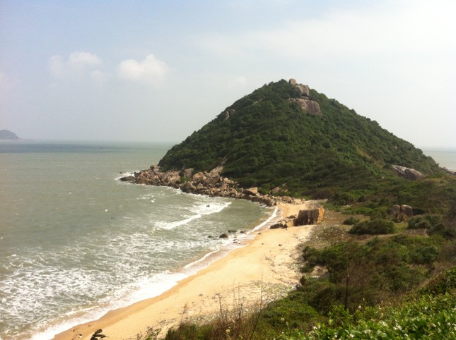 Say đắm một nửa bình minh ở điểm cực Đông của đất nước ảnh 7