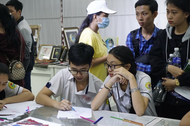 Trường cho phép học sinh lớp 12 học đại học ảnh 3