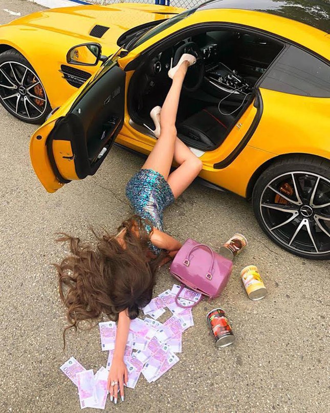 Điểm danh những trào lưu “chiếm sóng” MXH được giới trẻ yêu thích nhất năm 2018 ảnh 3