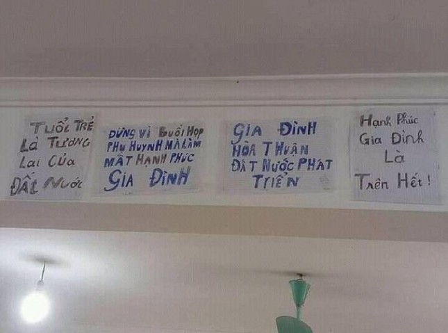 Mùa họp phụ huynh "khốc liệt" với những bức hình và khẩu hiệu khiến dân tình "cười rụng rốn" ảnh 2