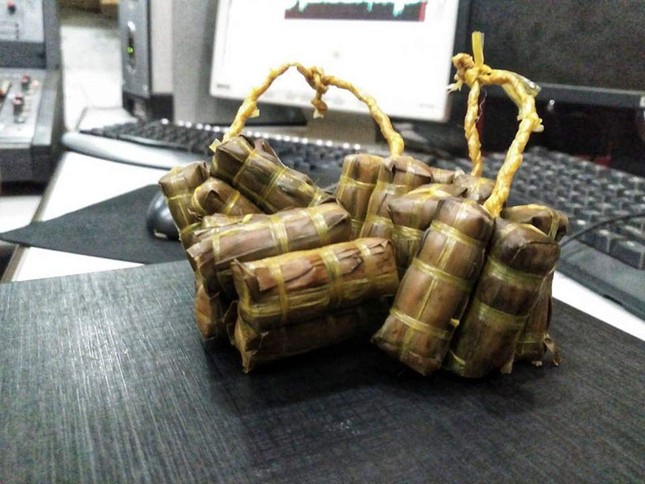 Vì một cái Tết ấm no không lo béo, dân tình "rần rần" khoe bánh chưng, bánh tét size mini ảnh 6