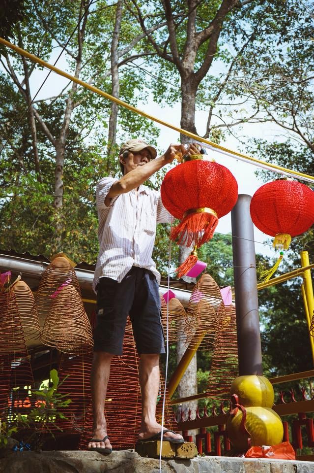 Mùi Tết đã ùa về Sài Gòn rồi đó, bạn đã may áo dài chưa? ảnh 3