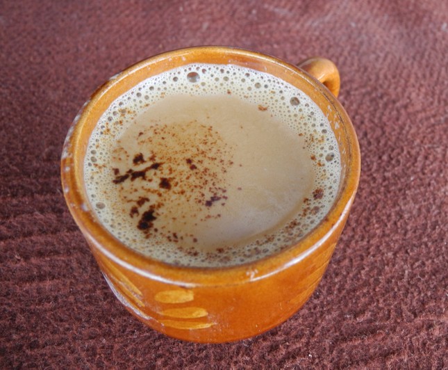 Ngày Đông giá rét ở Nepal không thể thiếu một ly trà sữa nóng và món trứng gà luộc ảnh 3