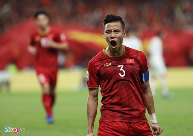 Quế Ngọc Hải lọt top 5 hậu vệ hay nhất vòng bảng Asian Cup ảnh 4