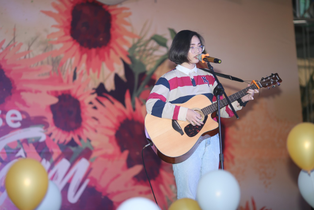 Hà Nội: Ngỡ ngàng trước showcase thời trang "Họa tâm" siêu ấn tượng của teen Ams ảnh 1