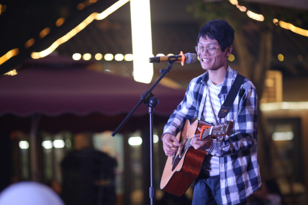 Hà Nội: Ngỡ ngàng trước showcase thời trang "Họa tâm" siêu ấn tượng của teen Ams ảnh 10