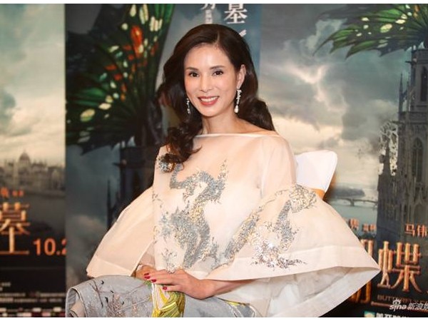 “Tiểu Long Nữ” Lý Nhược Đồng cùng nhan sắc “lão hóa ngược” khiến dân tình không khỏi xuýt xoa ảnh 1