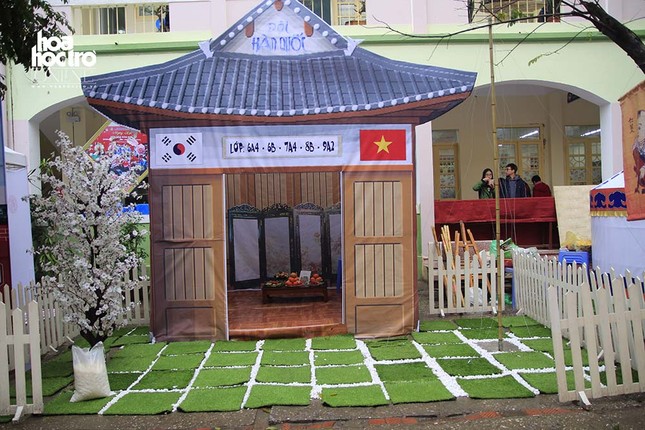 Hà Nội: Teen THCS Thăng Long nhận vé tốc hành “chơi” Tết vòng quanh thế giới ảnh 2