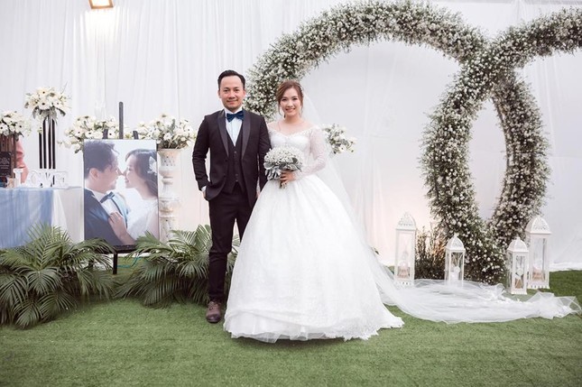 Mới đầu năm 2019, showbiz Việt đã đón liên tiếp 5 "tin hỷ" từ loạt người nổi tiếng ảnh 4