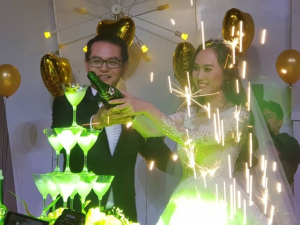 Mới đầu năm 2019, showbiz Việt đã đón liên tiếp 5 "tin hỷ" từ loạt người nổi tiếng ảnh 2