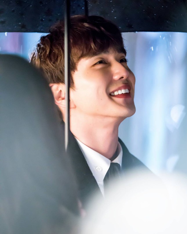 Sau nhiều năm gắn bó, Yoo Seung Ho quyết định rời San Entertainment để tìm kiếm công ty chủ quản mới ảnh 3