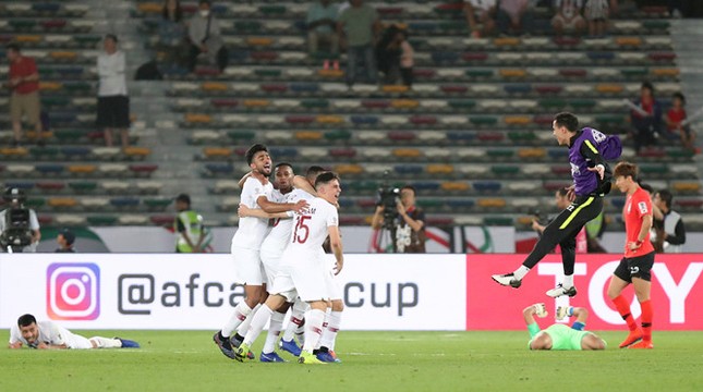 Qatar gây sốc khi đánh bại Hàn Quốc ở tứ kết Asian Cup 2019 ảnh 1
