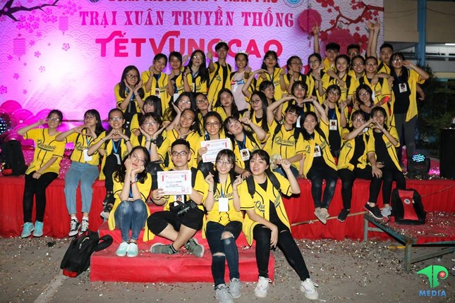 TP.HCM: Teen THPT Trần Phú "chịu chơi" như thế nào trong trại Xuân “Tết vùng cao” ngày cuối năm? ảnh 13