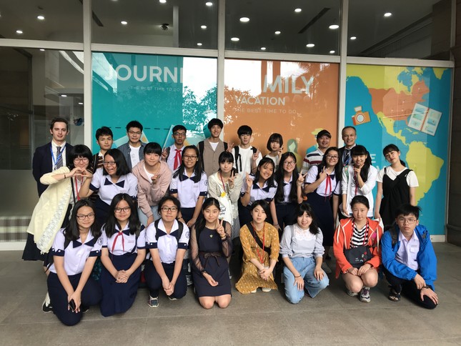 Teen Trung học Kaisei (Nhật Bản) và teen THPT Trần Đại Nghĩa thân thiết với nhau như thế nào? ảnh 2