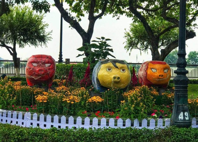 Lộ diện biểu tượng heo dịp Tết, cộng đồng mạng không nhịn nổi cười vì quá "xuất thần" ảnh 1