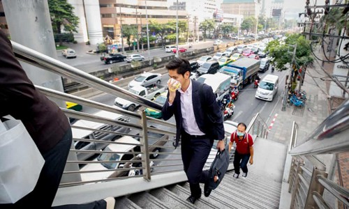 Bangkok (Thái Lan) đóng cửa hơn 400 trường học vì ô nhiễm không khí ảnh 1