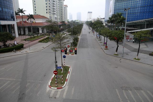 Hà Nội trong buổi sáng đầu tiên năm Kỷ Hợi ảnh 1