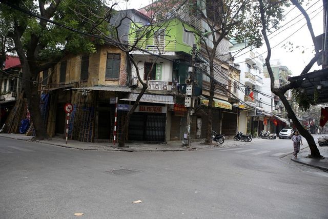 Hà Nội trong buổi sáng đầu tiên năm Kỷ Hợi ảnh 6