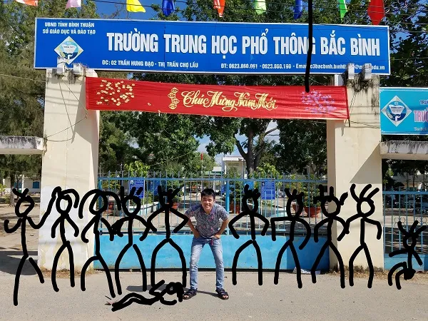 Những bức hình hài té ghế về chuyện họp lớp cũ đầu năm ảnh 3