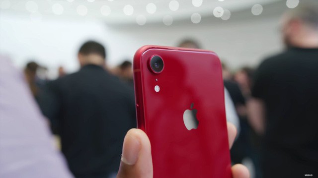 Chú ý: iPhone XS/XS Max màu đỏ có thể sẽ ra mắt vào cuối tháng 2 ảnh 2