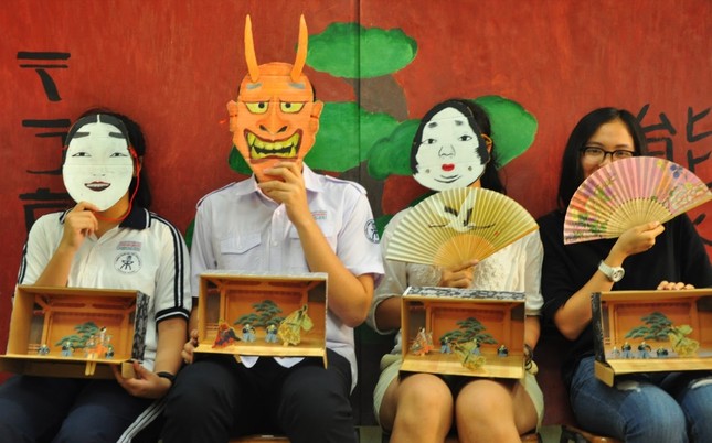 Kịch Noh và lớp học Văn hóa đặc sắc của teen THPT chuyên Trần Đại Nghĩa ảnh 6